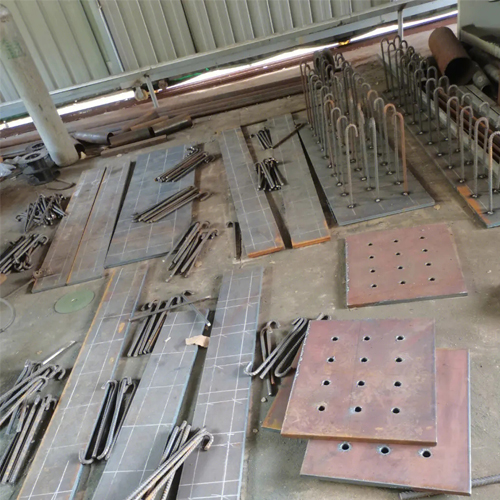 有哪些其他因素会影响惠州预埋件位置的确定？